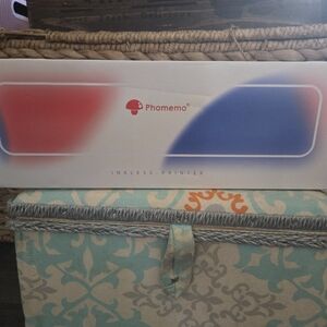 Phomemo Inkless Printer – White with Red & Blue Accents